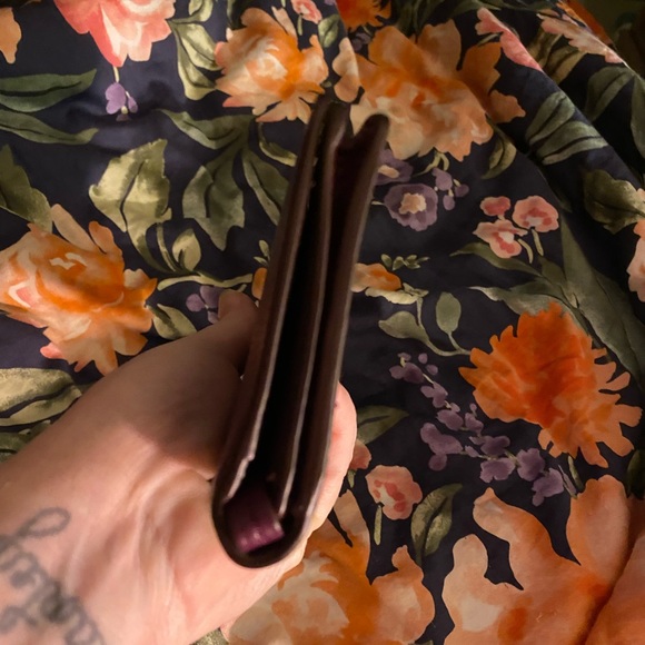 Burgundy Coach bifold wristlet with strap - Picture 5 of 6